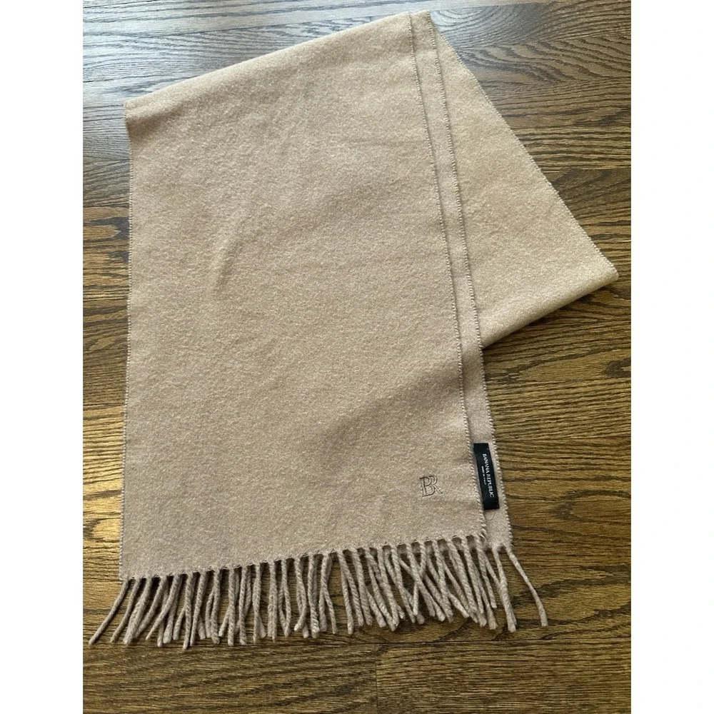 Banana Republic Womens Wool Scarf Beige Tan Fringe Trim Made In Italy